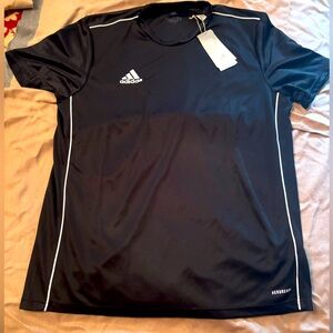 Adidas NEW Aeroready workout T-shirt size L